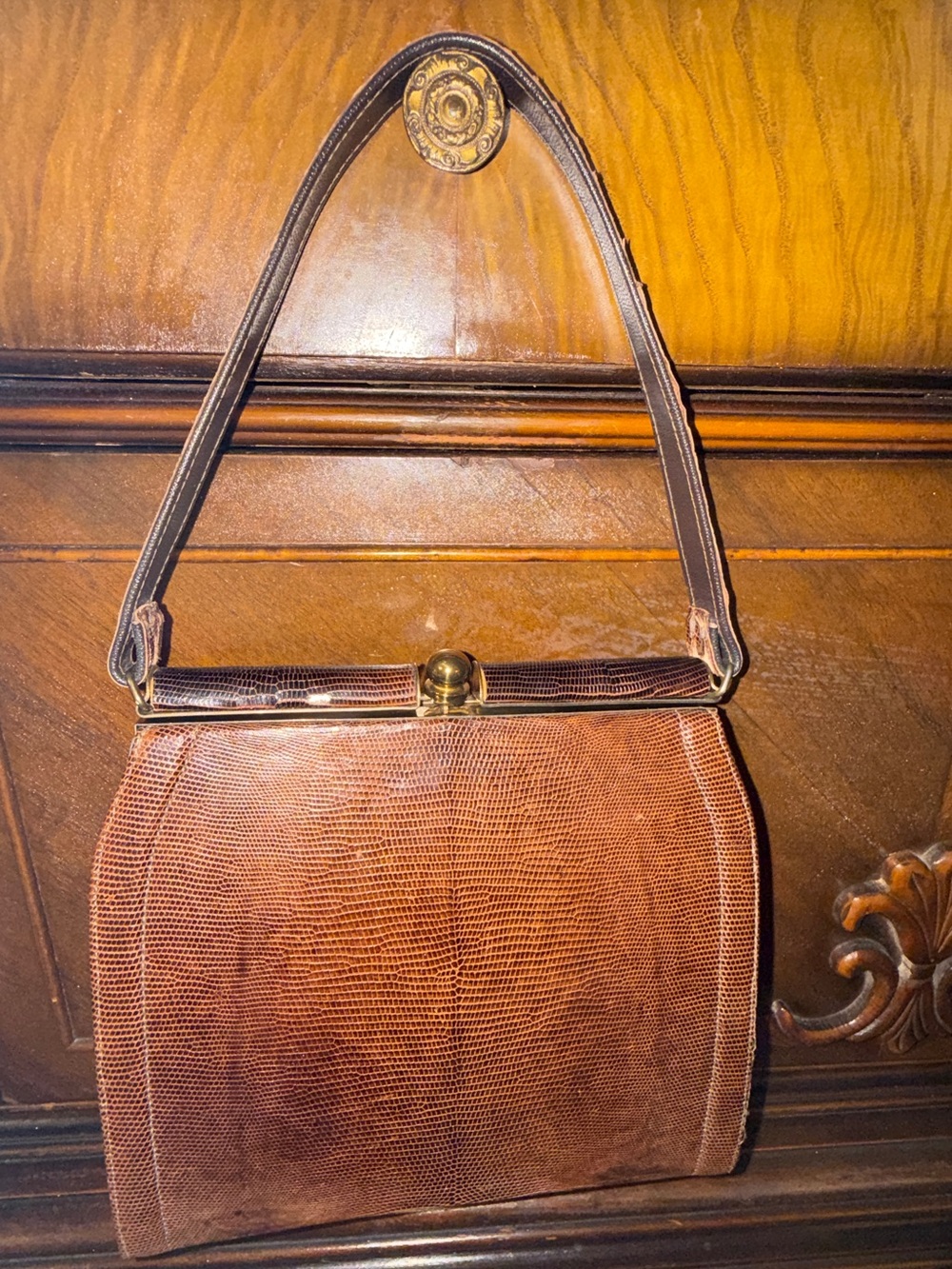 Chic Vintage dark genuine-looking Brown Lizard Skin Bag circa 1950-60